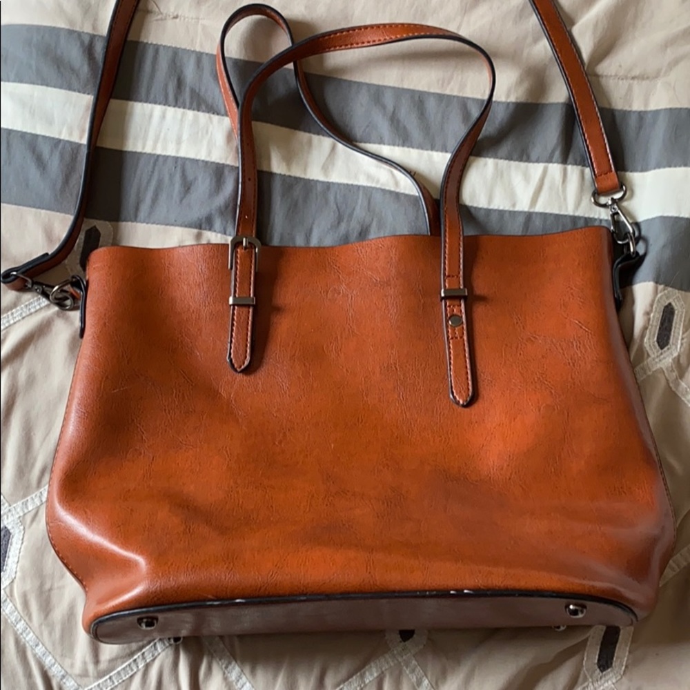 Brown tote